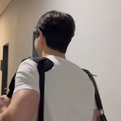 손 + 솊들 / 성인