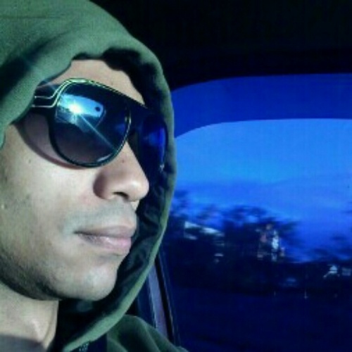 remixavier17's profile picture. 