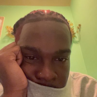 fakeluckas's profile picture. luckas fan account ### insta: sofaluckas