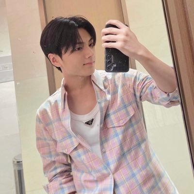 potatojay_'s profile picture. 