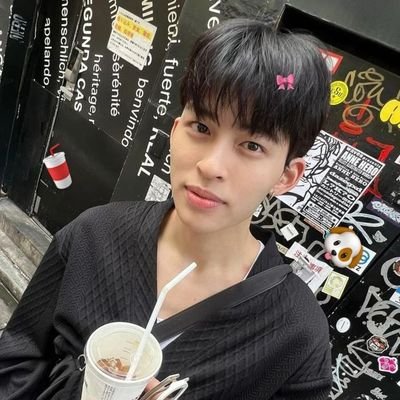 milyppw's profile picture. 𝓶𝓮 𝓻𝓮𝓯𝓾𝓰𝓲𝓪𝓷𝓭𝓸 𝓷𝓸 𝓶𝓾𝓷𝓭𝓸 𝓭𝓪𝓼 𝓪𝓾𝓼 𝓮𝓷𝓺𝓾𝓪𝓷𝓽𝓸 𝓮𝓼𝓹𝓮𝓻𝓸 𝓶𝓮 𝓪𝓷𝓭 𝓽𝓱𝓮𝓮💌