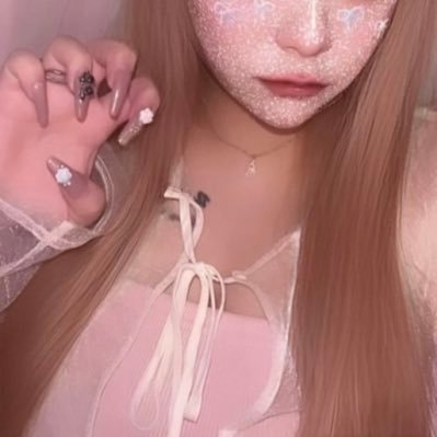 aya3730420's profile picture. 溶けてるチーズが好き