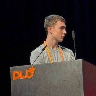 juliusliebisch's profile picture. Developer and Founder of ClearMind and FrischeSeiten. Fighting one of the greatest crises of our time: Information Chaos.