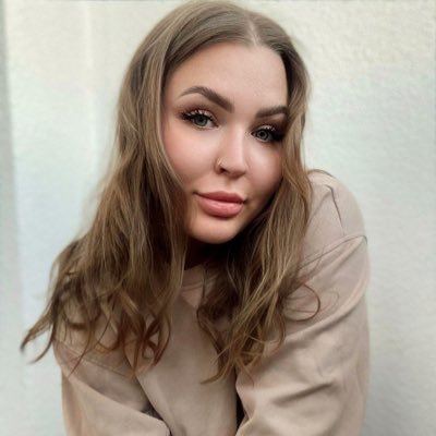 amawoods32's profile picture. ❤️