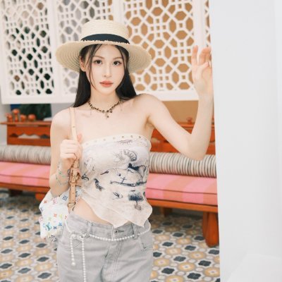 Anne15864's profile picture. Love sports, love traveling, love life.