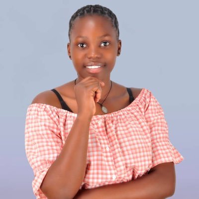 lorriekikie's profile picture. 