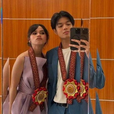 _jannakate's profile picture. life goes on :)