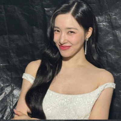 𐙚⃕˖ ℰpitome, roseate: 𝑉𝑜𝑙. 𝐼𝐼. 𝟏𝟗𝟖𝟗s Beauty realm by seraphine and duchess. Goddess of SNSD's ⋆♛ #SMNET #GSPers Infinitely yours @umhtaegoo 🖤🕯️