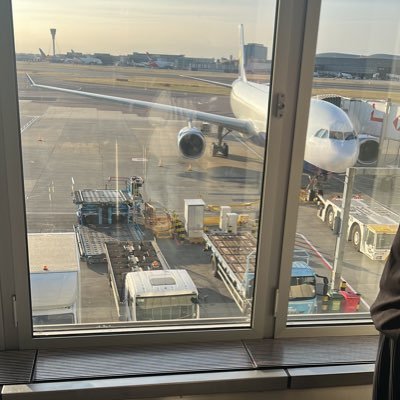 Benzx21B's profile picture. Lover of life Truth to Power Adventurous,  IT Guru,Political Analyst,Businessman