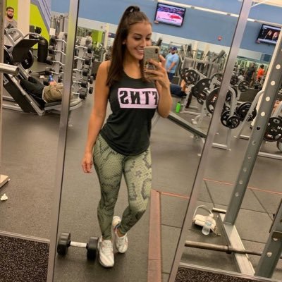 ashleyyebynn2's profile picture. Great things never come from a comfort zone!