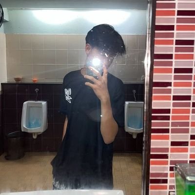 bightyei's profile picture. รับงาน ขายถุงเท้า 17y