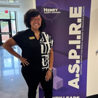 Instructional Effectiveness Facilitator at @bce_hcs 👩🏽🏫 Lover of coffee ☕️ & sneakers 👟