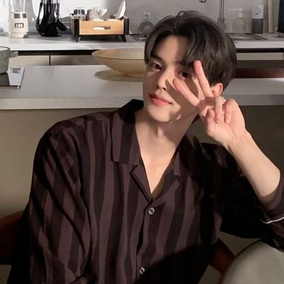 Rhuthie_U's profile picture. 💜💜☂️

#HalaMadrid 🤍 #JB5 #SongKang