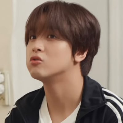 ♡ ♡ 𓈒 ❨ @B_hundred_Hyun ❩ 、my rainbow after rain 𓈒 ⋆ 🐶 🤍 𓈒 ֯ 𐬹 ㄹ parody