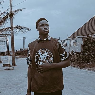AdeloreAdeyinka's profile picture. GOD WORSHIPPER 
MOTIVATED BY HUMAN
YELLOW LOVER 
BBO FOLLOWER
CHELSEA IS THE CLUB
BLUE IS THE COLOR