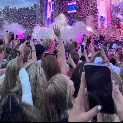 Ticketplug__0's profile picture. Buy/Sell concert, music festival & sports tickets at face value & affordable prices 📈🎟️! Website launching soon! Fast Response on Telegram - @Janice_Tix 📲