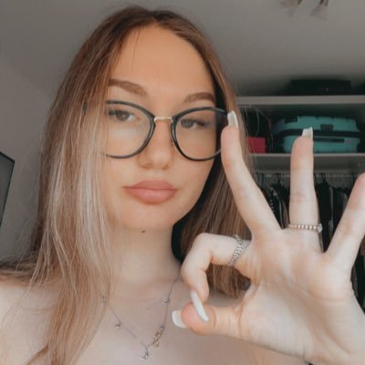 SophiaMartxmg's profile picture. men 💔❤️‍🩹don’t have much to say 😢