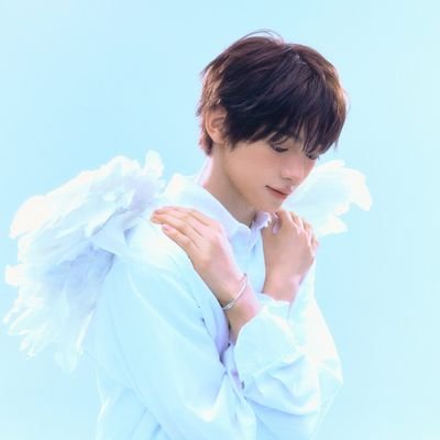k1ttenc4m's profile picture. 