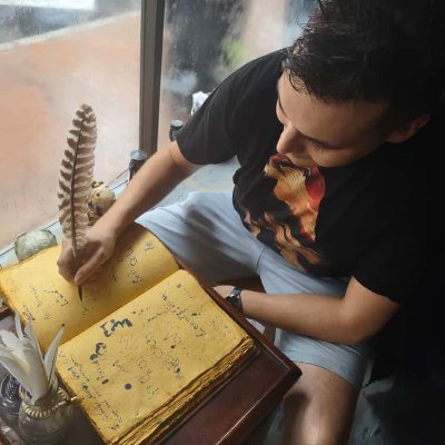 jhlasa's profile picture. 