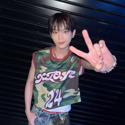 daylisnuy's profile picture. semoga saya mendapatkan https://t.co/tNp8YdHD7p dalam keadaan hidup