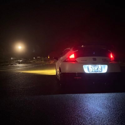 CR-Z(ZF1)CVTに乗ってる19です! 色々参考にしたいので無言フォローしますが失礼します🙇♂️ ムーンアイズ大好きです!