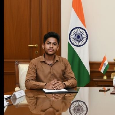 mohitsy268's profile picture. 🚀 Tech Enthusiast | Future Software Engineer
💻 BCA Student | Cybersecurity & AI Learner
📊 Web & App Developer | Content Creator
🔗 Exploring Innovation