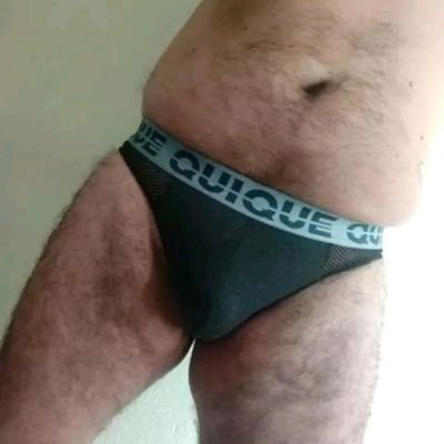 Charly30Gdl's profile picture. Lo que hago en mi cama no me define como persona.