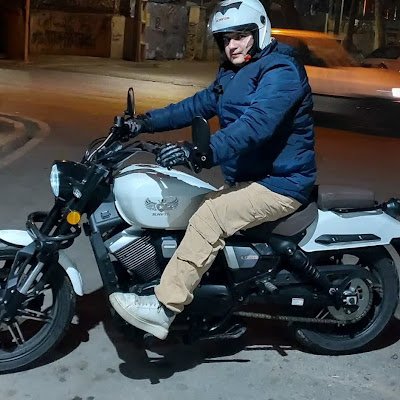 MojtabaaParnian's profile picture. סטודנט לאלקטרוניקה