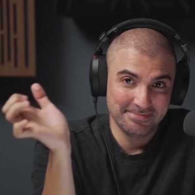 kadirimgg's profile picture. Yükselen ben değilim alçalan duvarlar