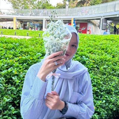 𝘺𝘰𝘶'𝘳𝘦 𝘨𝘰𝘯𝘯𝘢 𝘣𝘦 𝘩𝘢𝘱𝘱𝘺, 𝘭𝘪𝘬𝘦 𝘵𝘩𝘦 𝘴𝘯𝘰𝘸 𝘵𝘩𝘢𝘵 𝘫𝘶𝘴𝘵 𝘴𝘦𝘵𝘵𝘭𝘦𝘥 𝘥𝘰𝘸𝘯◡̈
Fan account for #방탄소년단 💫
