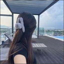 Gexie17451's profile picture. Empowered women empower women.