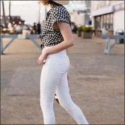 I was born to stand out, not to fit in.