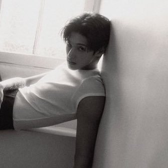 wo0yos's profile picture. bisexual wommy? fork found in kitchen