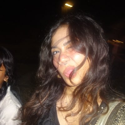 govermentdr0ne's profile picture. a girl is a gun