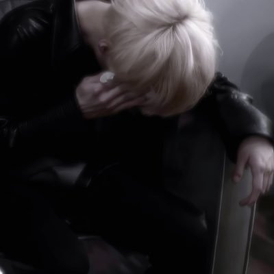 mingloss_3389's profile picture. 也许说我爱你这感觉一定很假