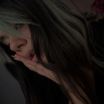 zohaaash's profile picture. ate teen