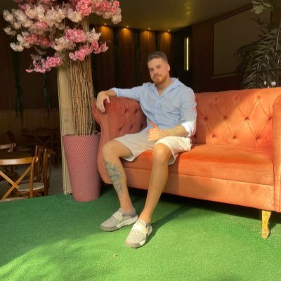 26 anos / Vascaíno / Empresário & produtor de eventos / Link do meu insta abaixo 👇