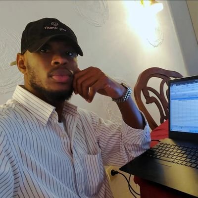 Dom_Malumba01's profile picture. Je m'intéresse à tout ce qui nourrit l'esprit