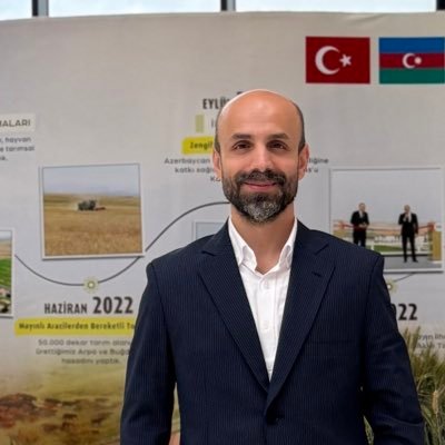 dvtyce's profile picture. bazen söyleyecek sözümüz olur. yazarız. belki sonra sileriz.