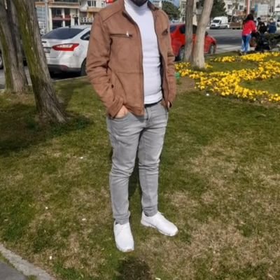 umut1993r's profile picture. 178.37.80 yanlız  yaşıyorum gizlilik güven önemli
yanlız sadece bayan ve çiftler eğlenmek isteyenler dm