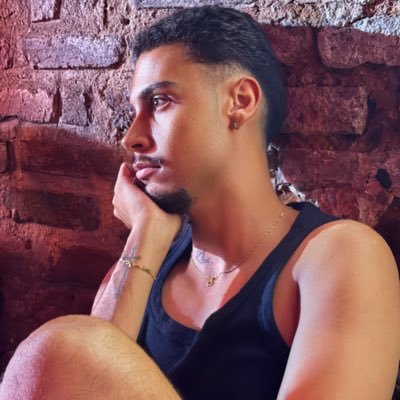 smokesweetvape's profile picture. oi stalker :):)