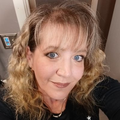 HoneycuttNina's profile picture. I am on the dumb end of the leash. Trust your dog.