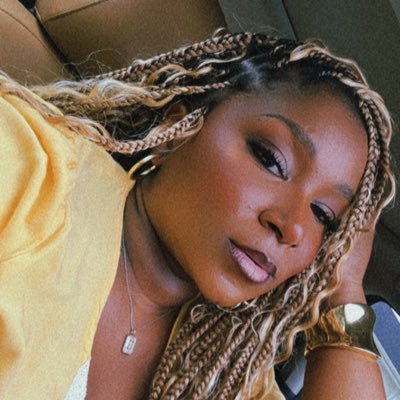 briknicc's profile picture. Believer ✝️ Registered Nurse ⚕️🎀