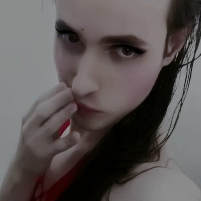 LauriecrossBr's profile picture. 