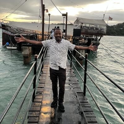 AmosNyabuto's profile picture. Not me living but Christ Jesus in me.