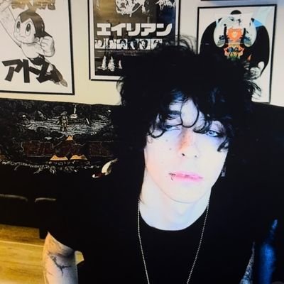 ajwhitmxn's profile picture. 𝖆𝖓𝖔𝖙𝖍𝖊𝖗 𝖜𝖊𝖎𝖗𝖉𝖔