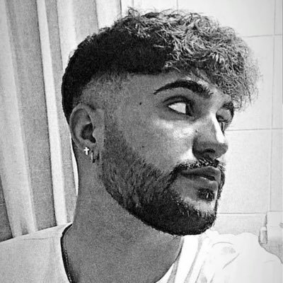 eduuromeero22's profile picture. 