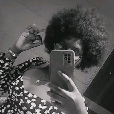 bixzy's profile picture. fashion Star