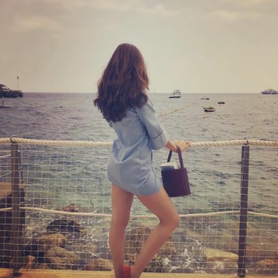Lena14828830's profile picture. I believe in God's plan, and I believe chocolate can cure a bad mood. I have faith 💒, a smile 😁, and I'm not afraid of calories 🍰.