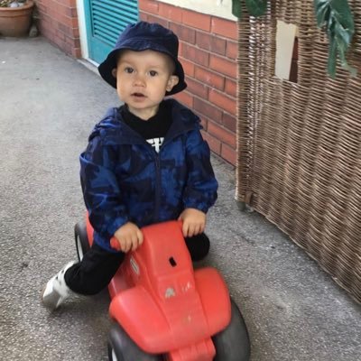 MattyTempleton's profile picture. Barnsley fc alumni - 1267